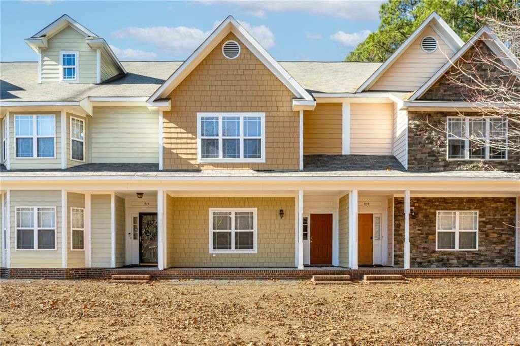 917 Cora Lee Drive, Fayetteville, NC 28303