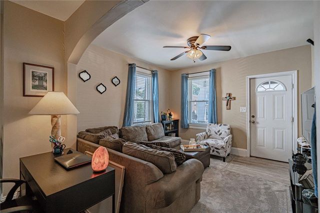717 2nd Avenue, Bethlehem City, PA 18018