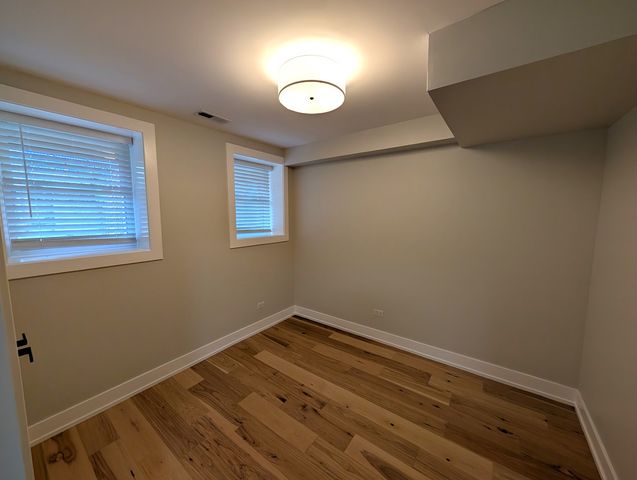 616 W Patterson Avenue 1E, Chicago, IL 60613