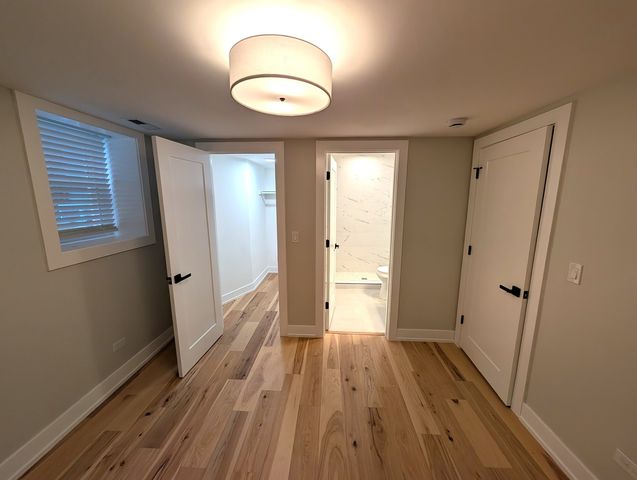 616 W Patterson Avenue 1E, Chicago, IL 60613