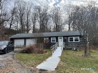 29 Albion Road, New Fairfield, CT 06812