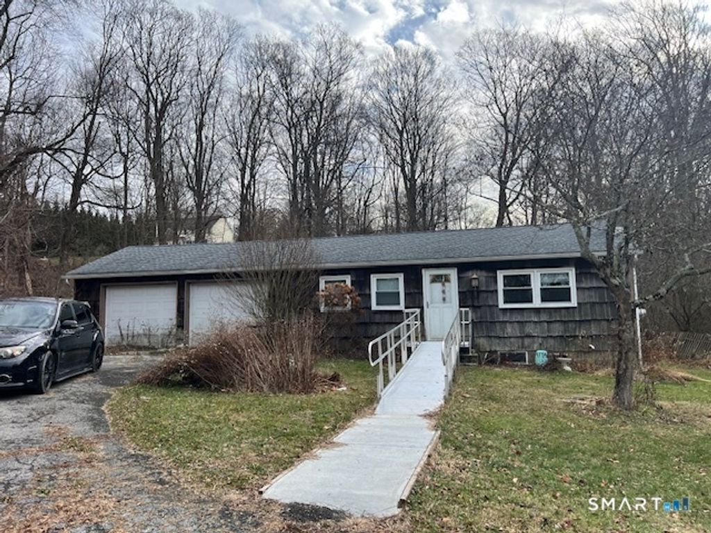 29 Albion Road, New Fairfield, CT 06812