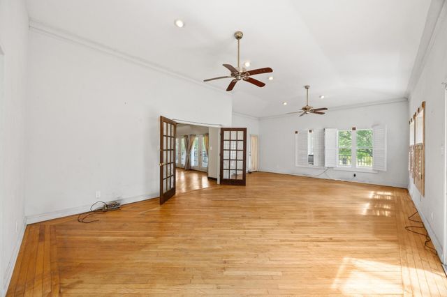 1001 S Gabriel DR, Leander, TX 78641
