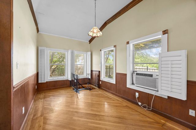 1001 S Gabriel DR, Leander, TX 78641