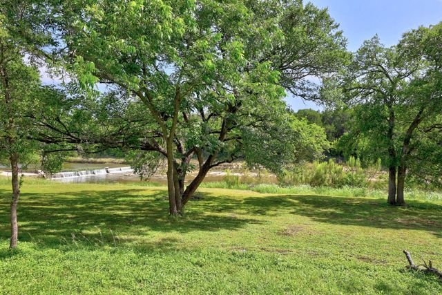 1001 S Gabriel DR, Leander, TX 78641