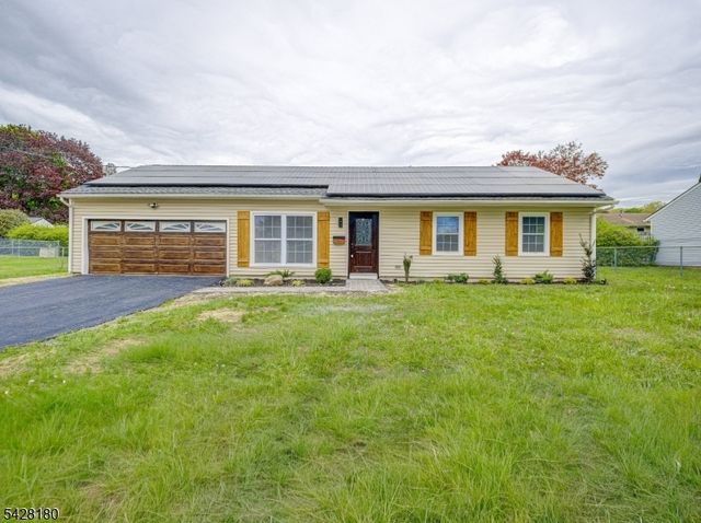13 Filmore St, Washington Boro, NJ 07882