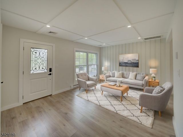 13 Filmore St, Washington Boro, NJ 07882