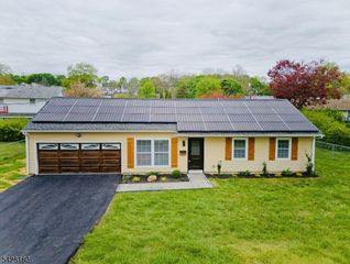 13 Filmore St, Washington Boro, NJ 07882
