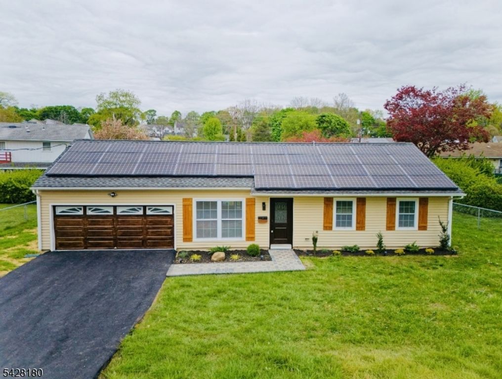 13 Filmore St, Washington Boro, NJ 07882