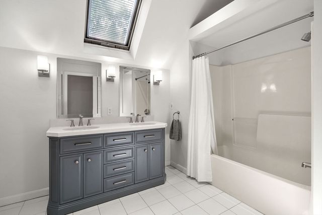 4 Deer Haven Rd, Beverly, MA 01915