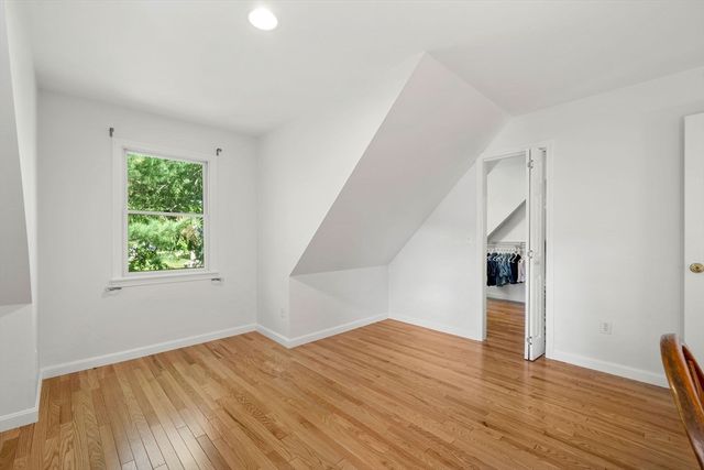 4 Deer Haven Rd, Beverly, MA 01915