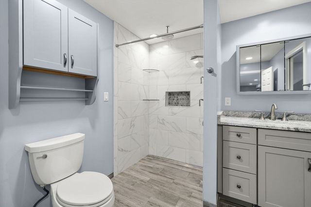 4 Deer Haven Rd, Beverly, MA 01915