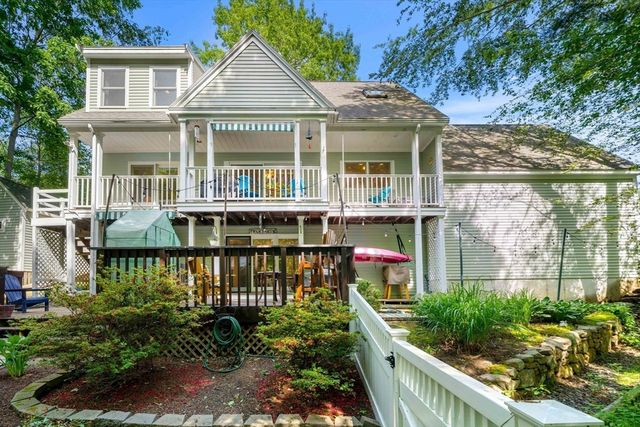 4 Deer Haven Rd, Beverly, MA 01915
