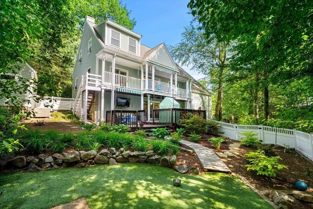 4 Deer Haven Rd, Beverly, MA 01915