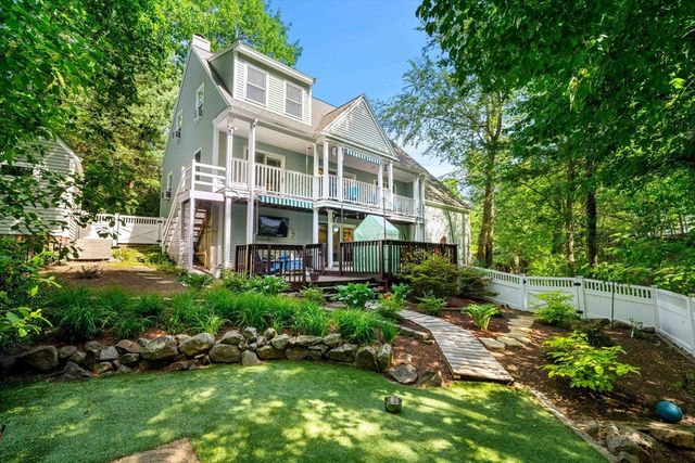 4 Deer Haven Rd, Beverly, MA 01915