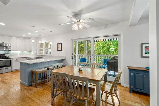 4 Deer Haven Rd, Beverly, MA 01915