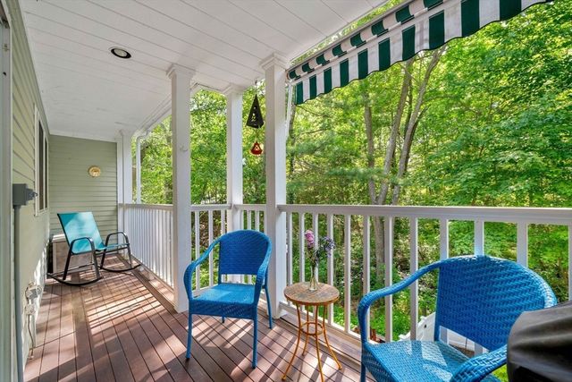4 Deer Haven Rd, Beverly, MA 01915