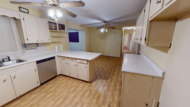 2613 Hickman Ave, Elba, AL 36323