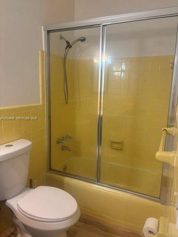 600 Layne Blvd 212, Hallandale Beach, FL 33009