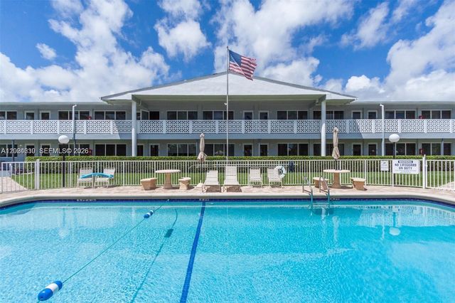 600 Layne Blvd 212, Hallandale Beach, FL 33009