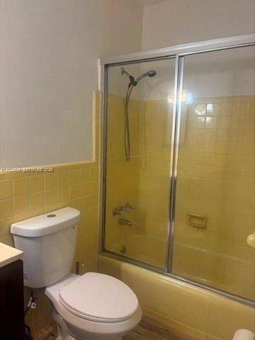 600 Layne Blvd 212, Hallandale Beach, FL 33009