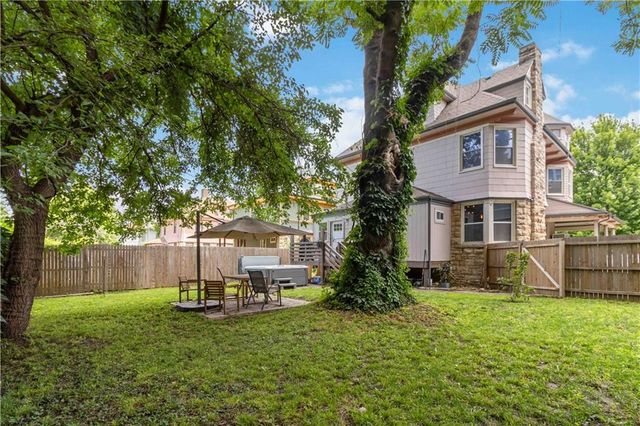 2528 Benton Boulevard, Kansas City, MO 64127