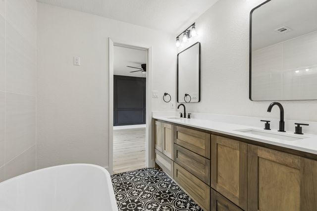 1505 Jennifer Street, Richardson, TX 75082