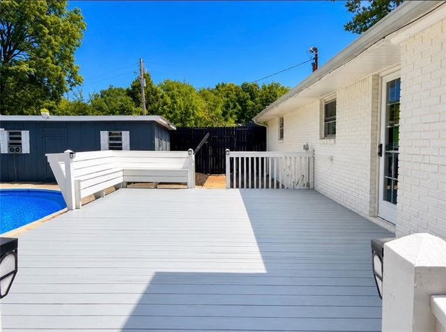 4 Crestwood Road, Cartersville, GA 30121