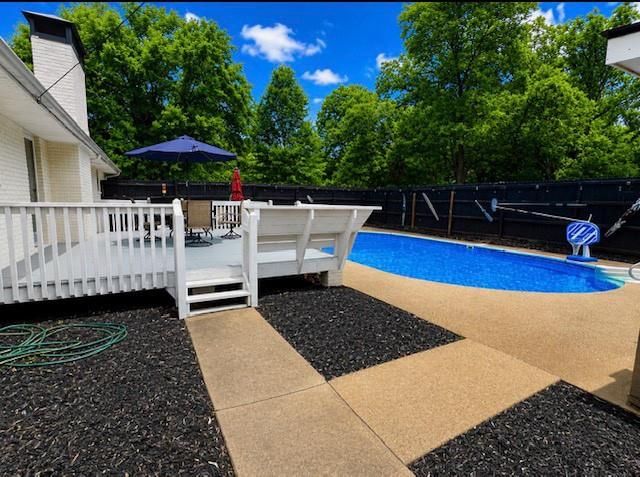 4 Crestwood Road, Cartersville, GA 30121