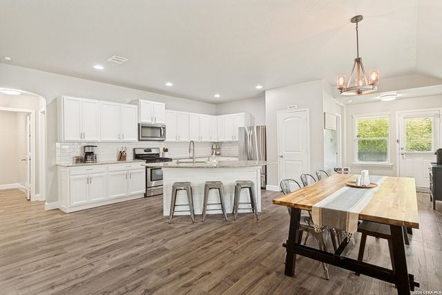 709 Brown Thrasher, San Antonio, TX 78253
