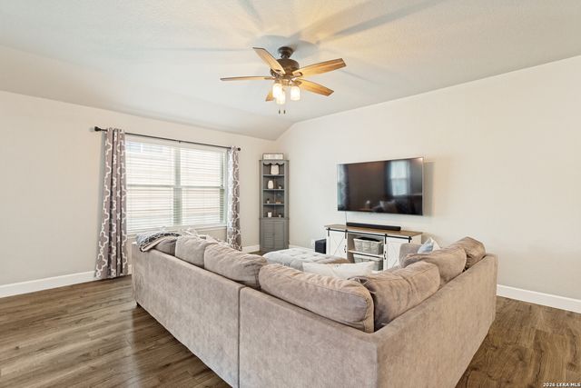 709 Brown Thrasher, San Antonio, TX 78253