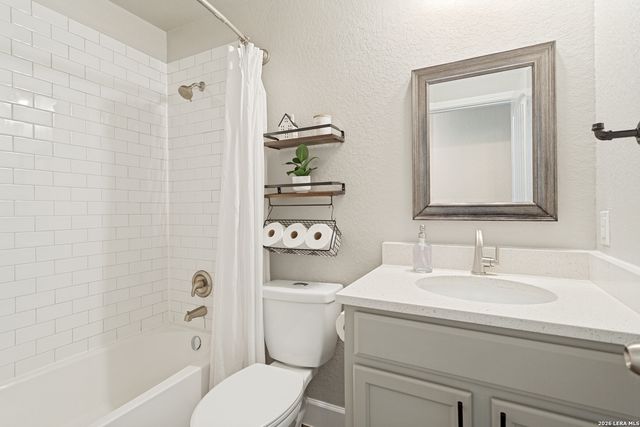 709 Brown Thrasher, San Antonio, TX 78253