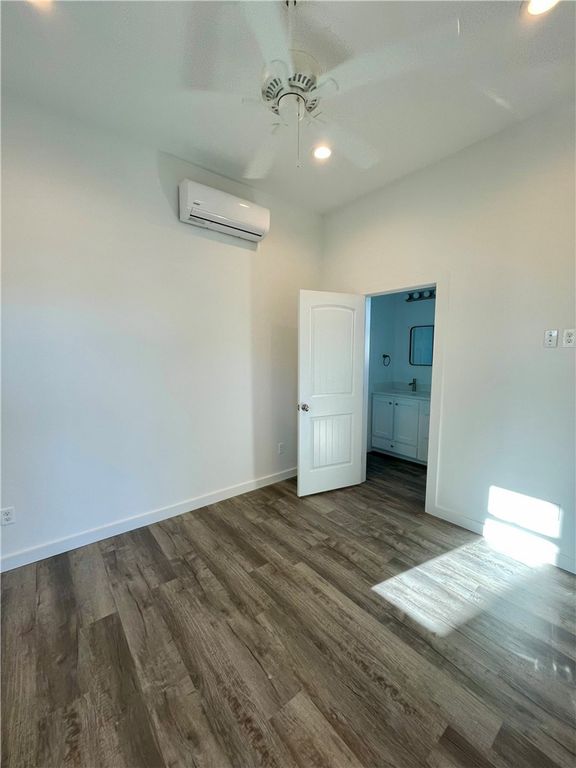 227 Port Mansfield St, Port Aransas, TX 78373 — photo 5