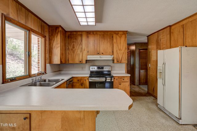 375 Okolona Drive, Erwin, TN 37650