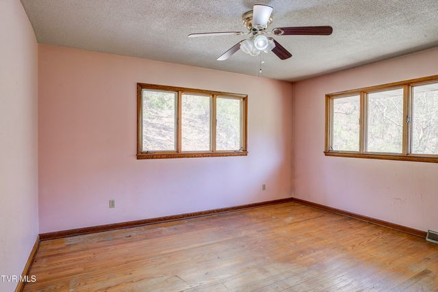 375 Okolona Drive, Erwin, TN 37650