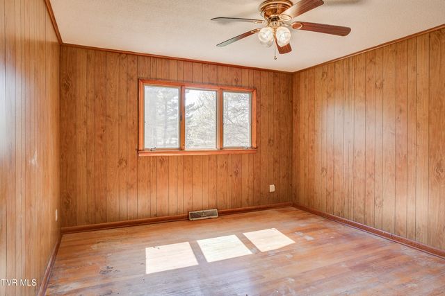 375 Okolona Drive, Erwin, TN 37650