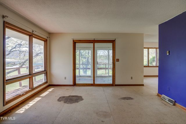 375 Okolona Drive, Erwin, TN 37650