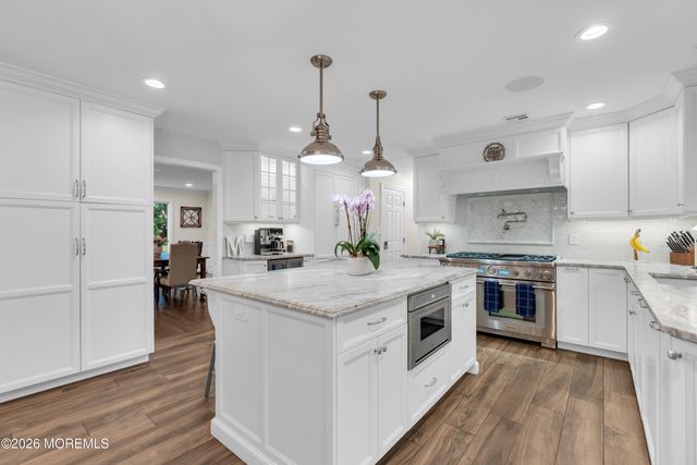 11 Verrazano Drive, Middletown, NJ 07748