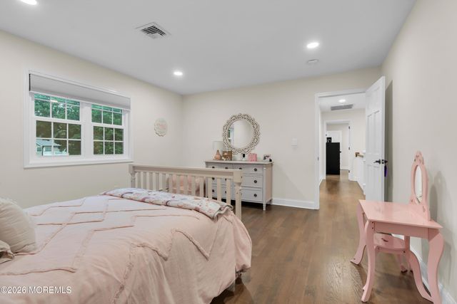 11 Verrazano Drive, Middletown, NJ 07748