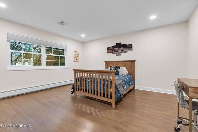 11 Verrazano Drive, Middletown, NJ 07748