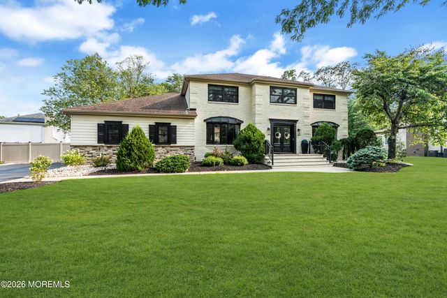 11 Verrazano Drive, Middletown, NJ 07748
