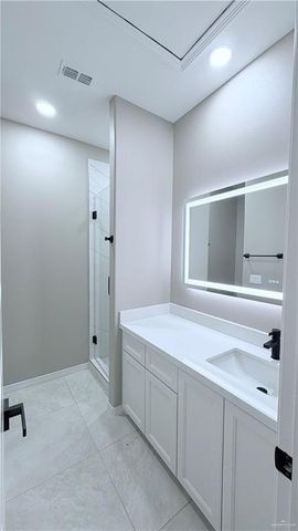 1301 Lake View Drive, Mission, TX 78572