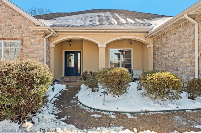 2307 Parkway Lane, Van Buren, AR 72956