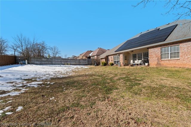 2307 Parkway Lane, Van Buren, AR 72956