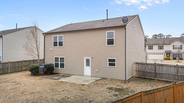 2616 Fortrose Lane, Fuquay Varina, NC 27526