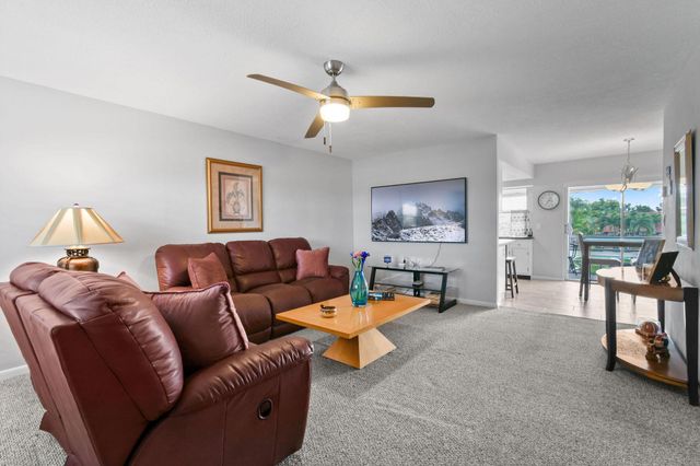 3154 Meridian Way S 11, Palm Beach Gardens, FL 33410