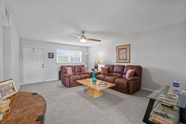3154 Meridian Way S 11, Palm Beach Gardens, FL 33410