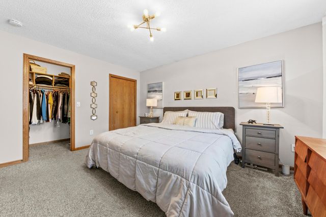 18270 Emerald Trail, Farmington, MN 55024