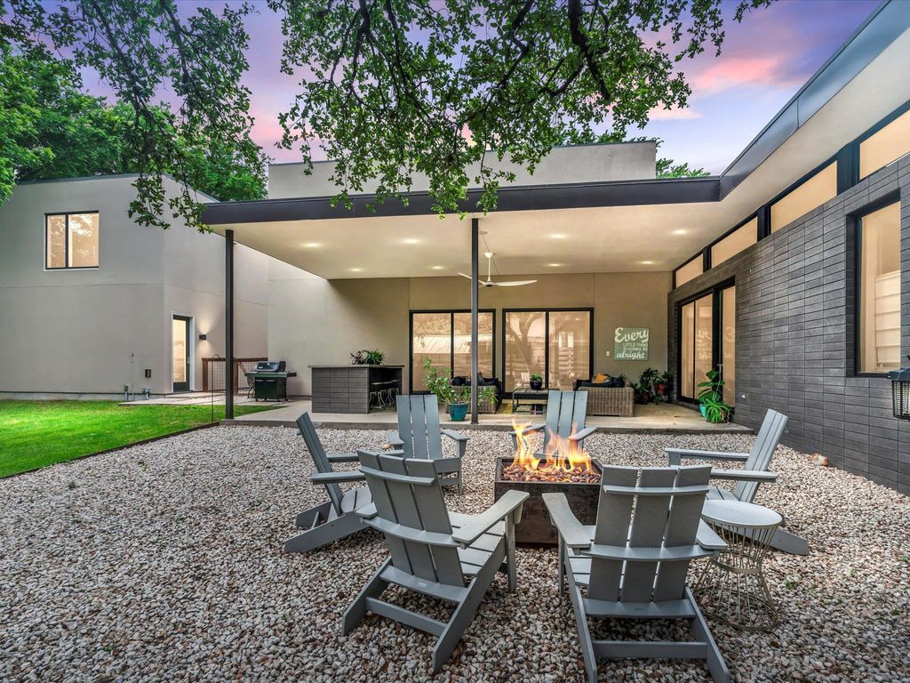 1703 Dexter ST, Austin, TX 78704