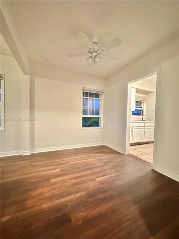 430 76th St 4, Miami Beach, FL 33141